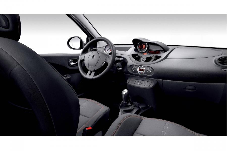  Renault Twingo RS 2008 года  (фото 20 из 143)